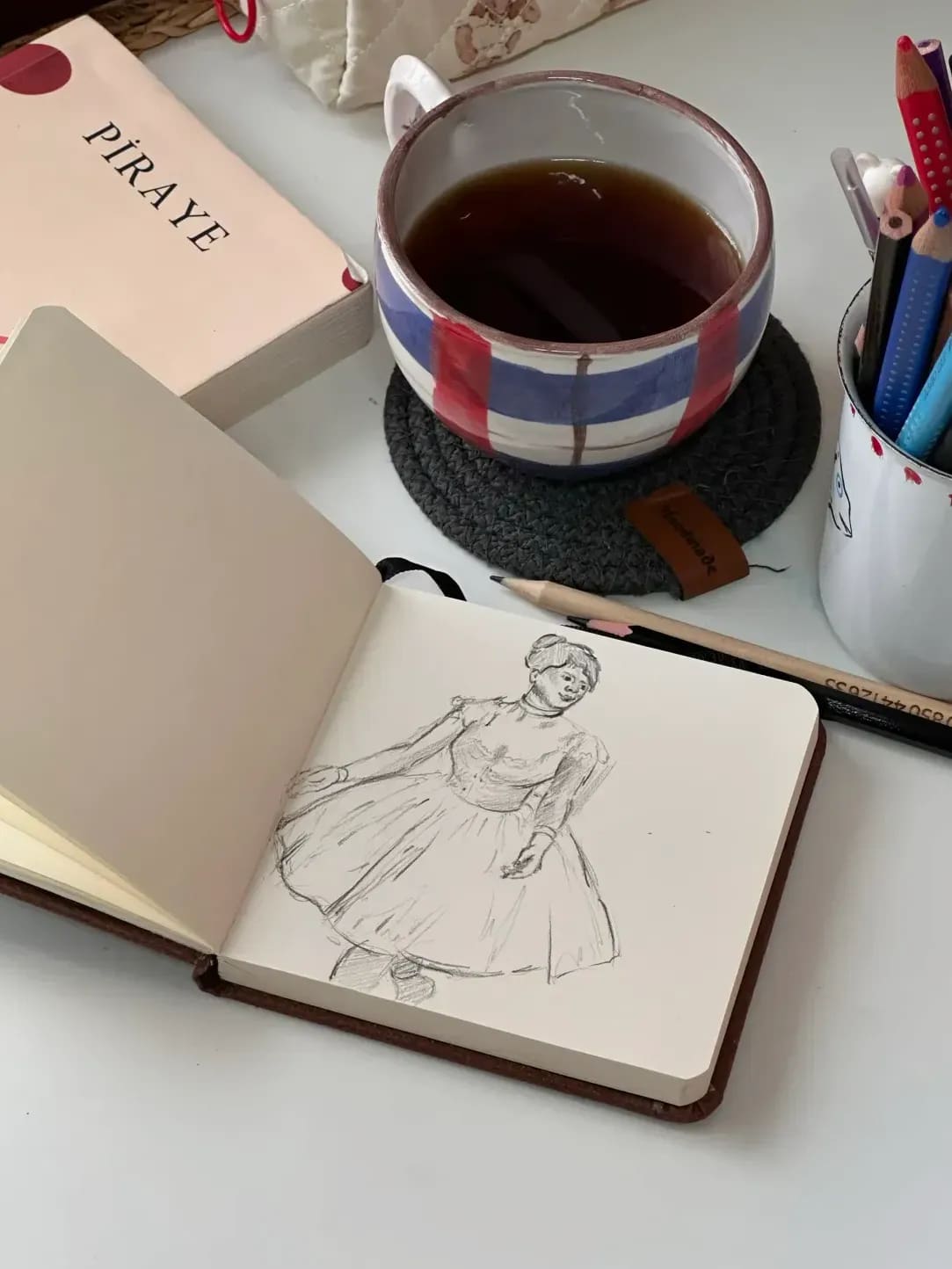 鉛筆で描く風景画の魅力と、空気感を表現するコツ